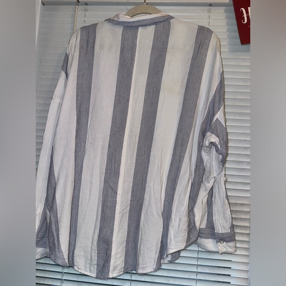 American eagle striped button up - large - Picture 5 of 6